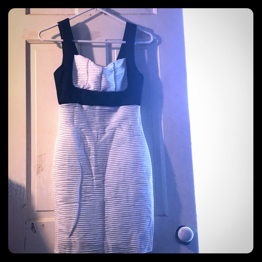 Body central dress